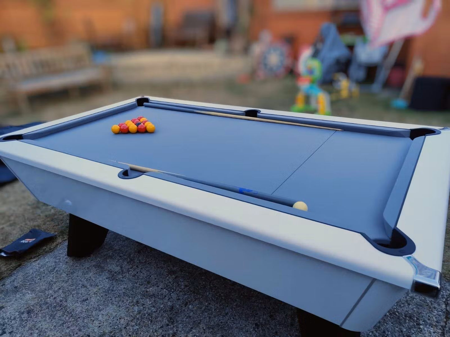 Cry Wolf Outdoor Slate Pool Table - Gloss White - 6ft & 7ft