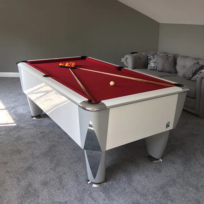 Deluxe Games Room | Luxury Pool Tables | Professional Installation