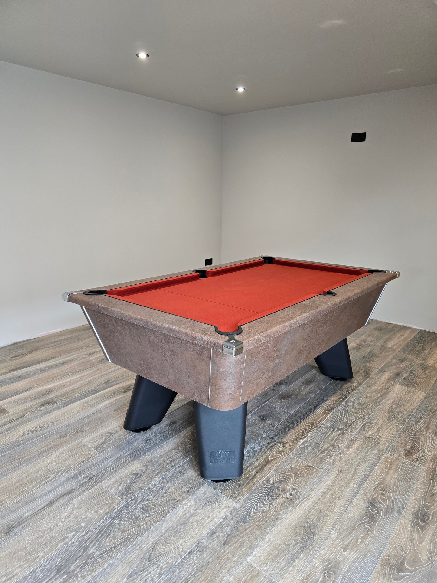 Cry Wolf Slate Pool Table - Italian Bronze - 6ft & 7ft