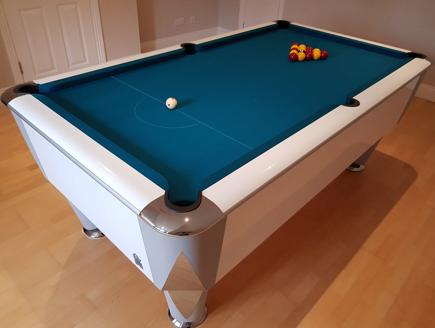 White SAM Atlantic Slate Pool Table